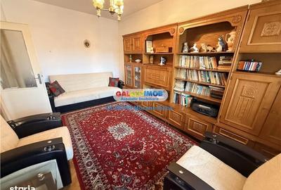Casă cu 3 camere în Mihai Bravu