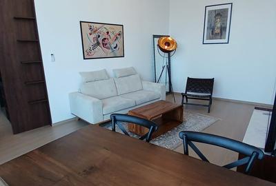 Apartament cu 3 camere decomandat, mobilat în Central
