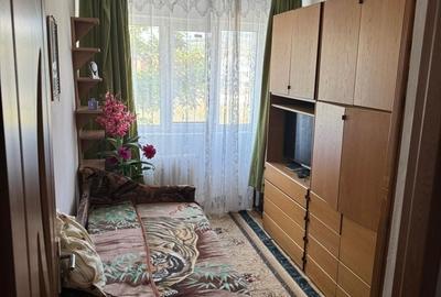 Apartament cu 3 camere semidecomandat în Central - 3