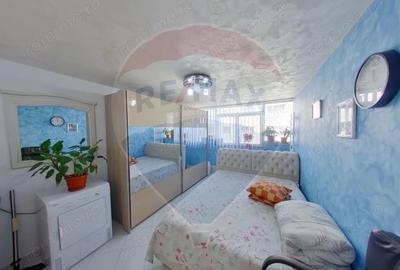 Apartament cu 4 camere decomandat în Central - 4