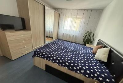 Apartament cu 3 camere decomandat, mobilat în Astra