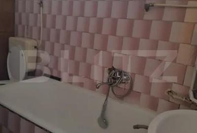 Casă cu 3 camere cu Teren 100 Mp în Central