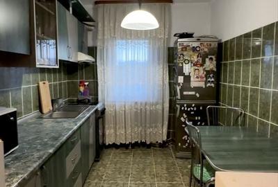 Apartament cu 2 camere decomandat în Exterior Vest