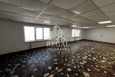 Spațiu comercial, de 110 mp, în Central