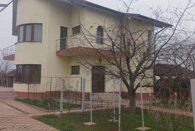Casă individuală cu 4 camere cu Canalizare în Adunații-Copăceni - 16