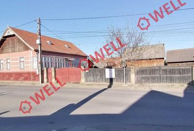 Casă cu 4 camere cu Teren 2603 Mp în Poian - 2