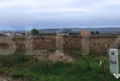 Teren de 1667 mp, în Central - 2