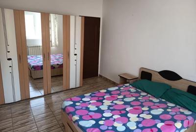Garsonieră decomandată, mobilată în Central