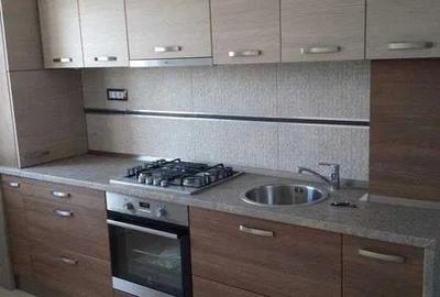 Apartament cu 3 camere decomandat în Central - 1