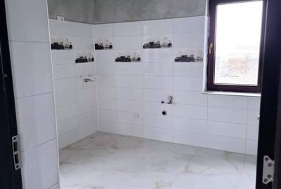 Casă cu 4 camere în Central - 9