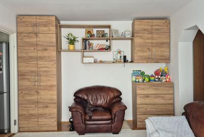 Apartament cu 2 camere semidecomandat în Drumul Carului