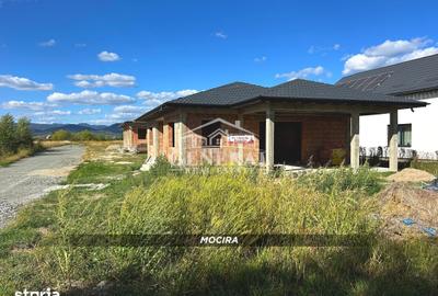 Casă cu 4 camere cu Teren 538 Mp în Recea