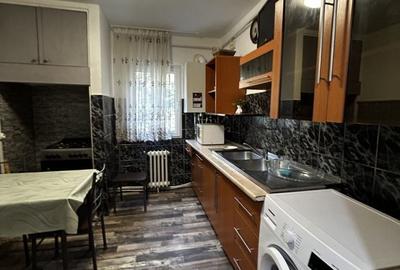 Apartament cu 3 camere decomandat în Narcisa - 6