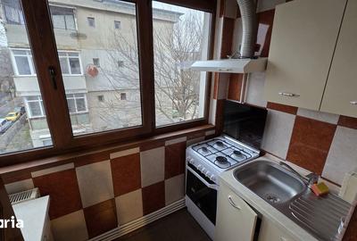 Apartament cu 2 camere decomandat în Central - 9