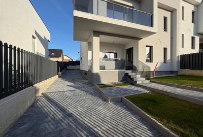 Duplex cu 4 camere cu Teren 375 Mp în Dezmir - 1