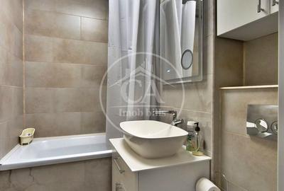 Apartament cu 3 camere decomandat în Orașul Nou