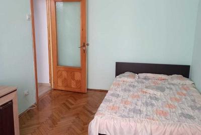 Garsonieră decomandată în Central - 1