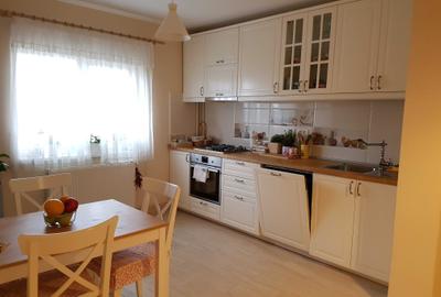 Apartament cu 2 camere decomandat în Sebastian - 2