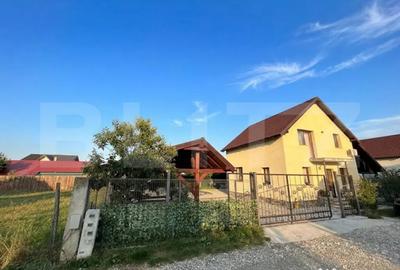 Casă cu 3 camere cu Teren 500 Mp în Vulcan
