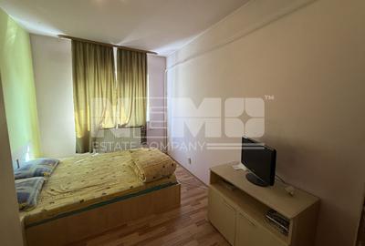Apartament cu 3 camere semidecomandat în Central - 1