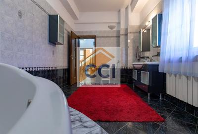 Casă cu 8 camere în Titulescu - 2