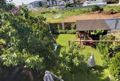 Duplex cu 5 camere cu Canalizare în Roșu - 3
