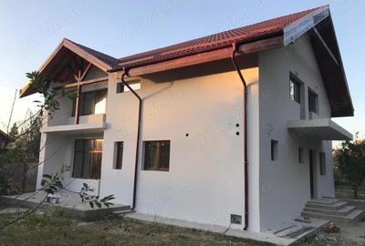 Casă cu 5 camere cu Teren 405 Mp în Bragadiru