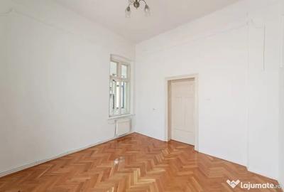 Casă cu 4 camere cu Teren 224 Mp în Central