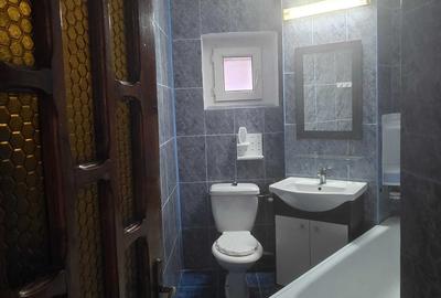 Apartament cu 2 camere decomandat, mobilat în Central
