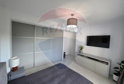 Apartament cu 3 camere semidecomandat, mobilat în Bună Ziua - 12