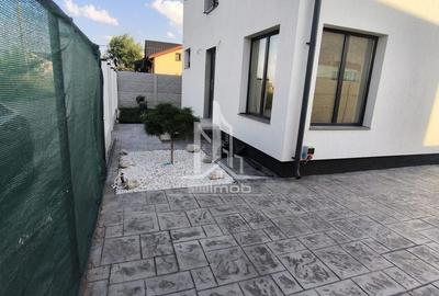 Casă cu 4 camere cu Teren 270 Mp în Berceni