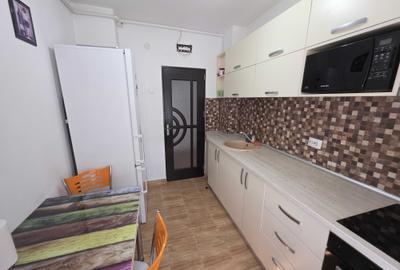Apartament cu 2 camere semidecomandat în Craiovei - 3