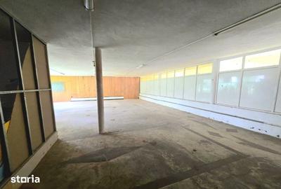 Spațiu comercial, de 180 mp, în Zona industrială - 2