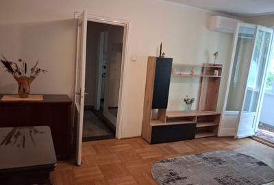 Apartament cu 2 camere semidecomandat, mobilat în Eroii Revoluției