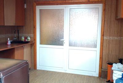 Casă cu 6 camere cu Teren 1300 Mp în Secăriei - 11