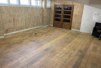 Spațiu comercial, de 100 mp, în Semicentral - 1