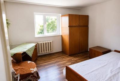 Apartament cu 3 camere semidecomandat în Bularga - 2