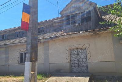 Spațiu comercial, de 300 mp, în Valea Roșie - 1