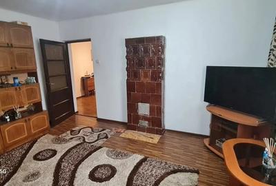 Casă cu 3 camere în Hunedoara