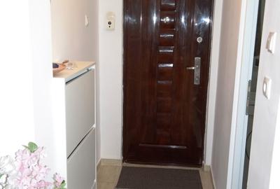 Apartament cu 2 camere decomandat în Brâncoveanu