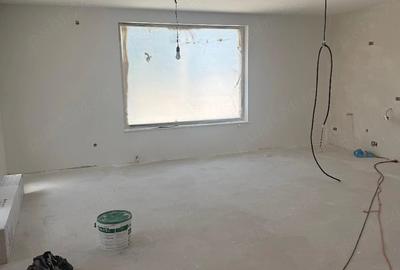Casă cu Teren 643 Mp în Central - 3