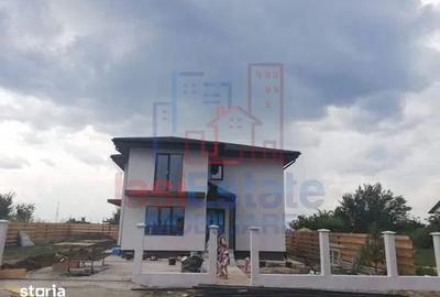 Casă cu 4 camere cu Teren 684 Mp în Miroslava - 2