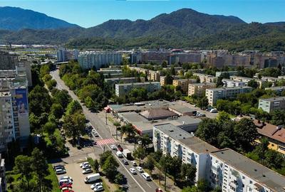 Spațiu comercial, de 250 mp, în Astra