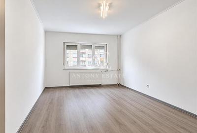 Apartament cu 3 camere decomandat în Decebal
