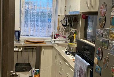 Apartament cu 3 camere decomandat în Central - 9