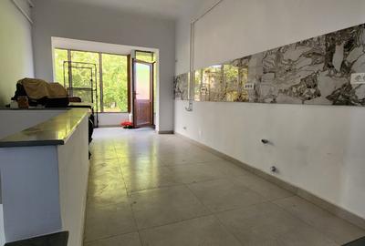 Apartament cu 3 camere decomandat în P-ța Unirii - 2
