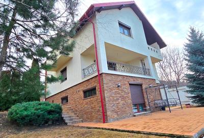 Casă individuală cu 6 camere cu Canalizare în Bucium - 2