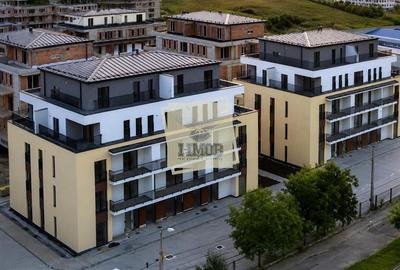 Penthouse cu 3 camere semidecomandat, mobilat în Industrial Est