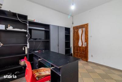 Spațiu comercial, de 100 mp, în Vidra