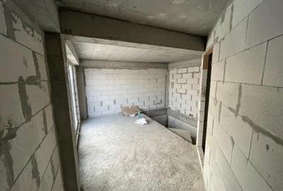 Duplex cu 4 camere cu Canalizare în Palazu Mare - 25